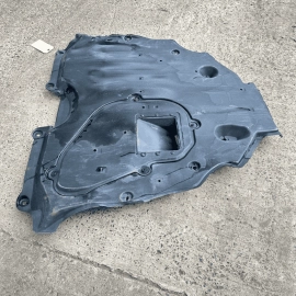 2018-2024 TOYOTA CAMRY FRONT CENTER ENGINE RADIATOR SUPPORT SPLASH SHIELD OEM