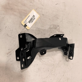 2018 Audi A6 Quattro BODY LINKS HOLDER LEFT SIDE SUPPORT REINFORCEMENT OEM