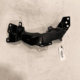 2018 Audi A6 Quattro BODY LINKS HOLDER LEFT SIDE SUPPORT REINFORCEMENT OEM