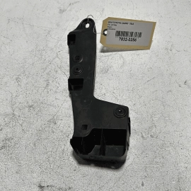 TOYOTA CAMRY REAR RIGHT PASSENGER RH SIDE BUMPER SEAL BRACKET SUPPORT 18-24 OEM