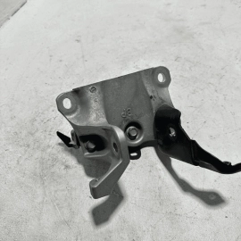 TOYOTA CAMRY 2018-2024 ENGINE MOTOR LEFT DRIVER SIDE MOUNT BRACKET SUPPORT OEM