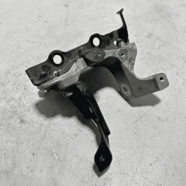 TOYOTA CAMRY 2018-2024 ENGINE MOTOR LEFT DRIVER SIDE MOUNT BRACKET SUPPORT OEM