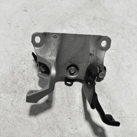 TOYOTA CAMRY 2018-2024 ENGINE MOTOR LEFT DRIVER SIDE MOUNT BRACKET SUPPORT OEM