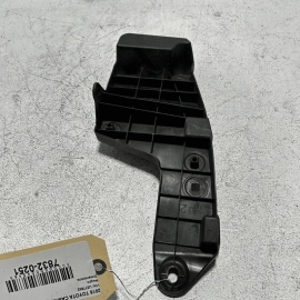 TOYOTA CAMRY 2018-2024 REAR BUMPER LEFT DRIVER SIDE MOUNT SUPPORT BRACKET OEM
