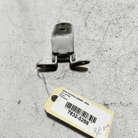2018 - 2024 TOYOTA CAMRY REAR LEFT DRIVER SIDE LOWER DOOR HINGE OEM 1PCS = 040 =