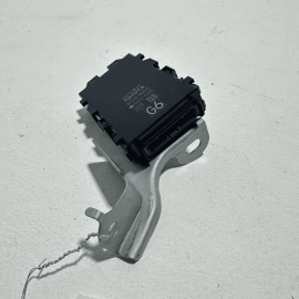 2018 TOYOTA CAMRY LE NETWORK GATEWAY COMPUTER CONTROL MODULE UNIT OEM 2018 TOYOTA CAMRY LE NETWORK GATEWAY COMPUTER CONTROL MODULE UNIT OEM