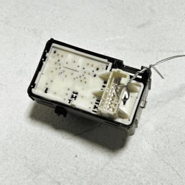 TOYOTA CAMRY 15-21 HIGHLANDER REAR DRIVER OR PASSENGER SIDE DOOR WINDOW SWITCH