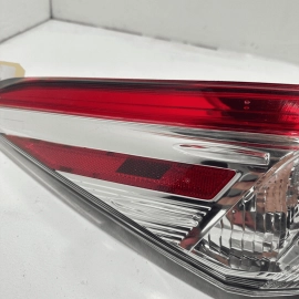 2018 - 2020 TOYOTA CAMRY LE OUTER TAILLIGHT LAMP REAR LEFT DRIVER SIDE OEM