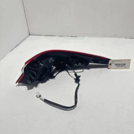 2018 - 2020 TOYOTA CAMRY LE OUTER TAILLIGHT LAMP REAR LEFT DRIVER SIDE OEM