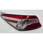 2018 - 2020 TOYOTA CAMRY LE OUTER TAILLIGHT LAMP REAR LEFT DRIVER SIDE OEM