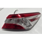 2018 - 2020 TOYOTA CAMRY LE OUTER TAILLIGHT LAMP REAR RIGHT PASSENGER SIDE OEM