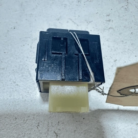 2015-2024 TOYOTA CAMRY LE DOOR LOCK & UNLOCK SWITCH FRONT RIGHT SIDE OEM 2015-2024 TOYOTA CAMRY LE DOOR LOCK & UNLOCK SWITCH FRONT RIGHT SIDE OEM