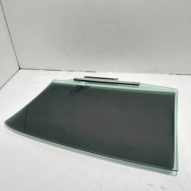 2018-19-20-2024 TOYOTA CAMRY LE DOOR WINDOW GLASS REAR RIGHT PASSENGER SIDE OEM