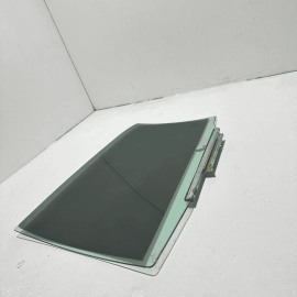 2018-19-20-2024 TOYOTA CAMRY LE DOOR WINDOW GLASS REAR RIGHT PASSENGER SIDE OEM