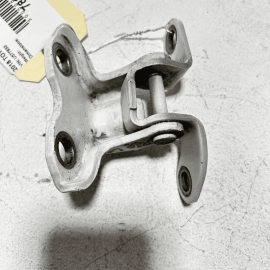 TOYOTA CAMRY 2018-2022 REAR RIGHT PASSENGER SIDE UPPER DOOR HINGE OEM *040*