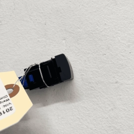 TOYOTA CAMRY 2018 - 2021 DASH DRIVER SIDE AUTO HEADLIGHT LIGHT SWITCH BUTTO TOYOTA CAMRY 2018 - 2021 DASH DRIVER SIDE AUTO HEADLIGHT LIGHT SWITCH BUTTO