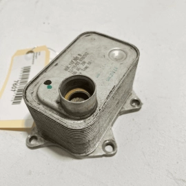 2012-2019 VOLKSWAGEN PASSAT JETTA ENGINE OIL COOLER 06K117021B OEM