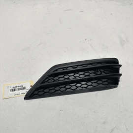 2016-2018 HONDA PILOT FRONT BUMPER RIGHT SIDE FOG LIGHT LAMP COVER OEM