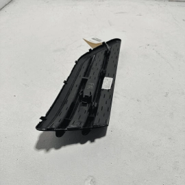 2016-2018 HONDA PILOT FRONT BUMPER RIGHT SIDE FOG LIGHT LAMP COVER OEM