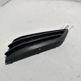 2016-2018 HONDA PILOT FRONT BUMPER RIGHT SIDE FOG LIGHT LAMP COVER OEM