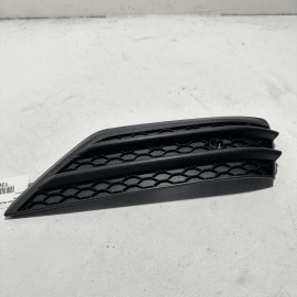 2016-2018 HONDA PILOT FRONT BUMPER RIGHT SIDE FOG LIGHT LAMP COVER OEM