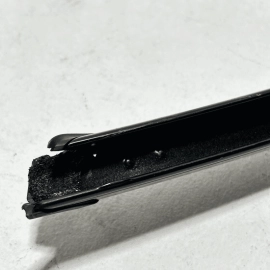 2016-2022 HONDA PILOT FRONT DRIVER SIDE DOOR WINDOW GLASS SASH CHANNEL GUIDE OEM