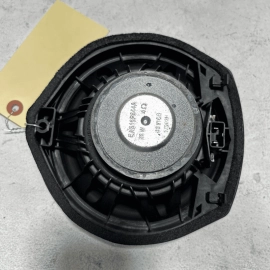 2016 - 2018 HONDA PILOT FRONT RIGHT PASSENGER SIDE DOOR AUDIO SPEAKER OEM 2016 - 2018 HONDA PILOT FRONT RIGHT PASSENGER SIDE DOOR AUDIO SPEAKER OEM