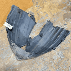 2018-2024 TOYOTA CAMRY LE QUARTER WHEELHOUSE SPLASH GUARD SHIELD REAR RIGHT OEM