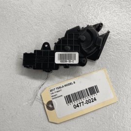 2012 - 2020 Tesla Model S Dashboard Instrument Panel Glove Box Lock Latch O