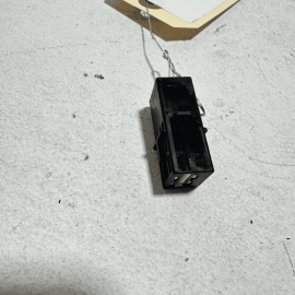 2013-2021 HONDA PILOT CENTER CONSOLE USB PORT ADAPTER ASSEMBLY OEM
