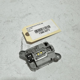 2016-2022 HONDA PILOT INTERIOR OVERHEAD DOME READING LIGHT OEM