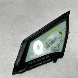 HONDA PILOT 2016 - 2022 FRONT RIGHT PASSENGER SIDE DOOR WINDOW VENT GLASS OEM