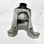 2016 - 2022 ACURA ILX 2.4L ENGINE FRAME SIDE MOUNT SUPPORT BRACKET OEM