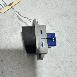 2016-2018 HONDA PILOT ELITE DASH PASSENGER SIDE SIDE SEAT HEAT HEATER SWITCH OEM