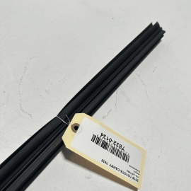 2018 TOYOTA CAMRY LE DOOR WINDOW INNER WEATHERSTRIP SEAL REAR PASSENGER OEM