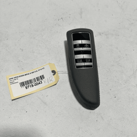 2007-2009 Mercedes W221 S550 Rear Right Passenger Side Window Control Switch OEM