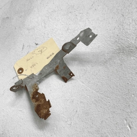 2007-2012 Mercedes X164 GL350 GL450 GL 550 Mount Bracket Fastening Holder O