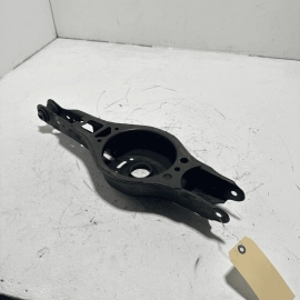 2018-2024 Toyota Camry LE Control Arm Lower Rear Left Or Right 1PCS 2018-2024 Toyota Camry LE Control Arm Lower Rear Left Or Right 1PCS