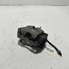 2018-2019 Toyota Camry LE Front Passenger Side Disc Brake Caliper Assembly OEM