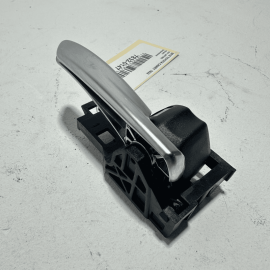 2018-2024 TOYOTA CAMRY LE DOOR INNER LATCH HANDLE FRONT OR REAR RIGHT SIDE OEM