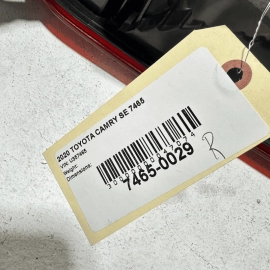 2018 - 2020 TOYOTA CAMRY REAR RIGHT PASSENGER SIDE INNER TAILLIGHT LAMP OEM