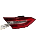 2018 - 2020 TOYOTA CAMRY REAR LEFT DRIVER SIDE INNER TAILLIGHT LAMP OEM