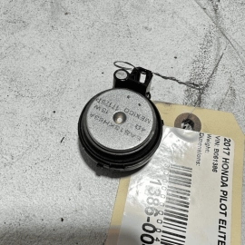 2016-2018 HONDA PILOT ELITE FRONT LEFT OR RIGHT SIDE TWEETER SOUND SPEAKER OEM 2016-2018 HONDA PILOT ELITE FRONT LEFT OR RIGHT SIDE TWEETER SOUND SPEAKER OEM