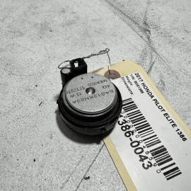 2016-2018 HONDA PILOT ELITE FRONT LEFT OR RIGHT SIDE TWEETER SOUND SPEAKER OEM 2016-2018 HONDA PILOT ELITE FRONT LEFT OR RIGHT SIDE TWEETER SOUND SPEAKER OEM