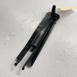 FRONT PASSENGER UNDER SEAT CABLE GUIDE COVER TRIM OEM 2007-13 MERCEDES S550