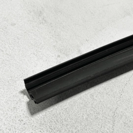 2018 - 2022 TOYOTA CAMRY FRONT PASSENGER SIDE WINDOW GLASS RUN CHANNEL SEAL OEM