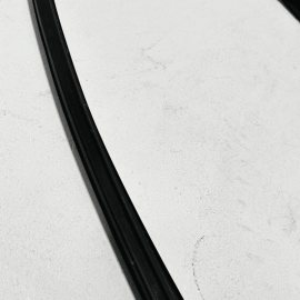 2018 - 2022 TOYOTA CAMRY FRONT PASSENGER SIDE WINDOW GLASS RUN CHANNEL SEAL OEM