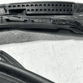 2018-2024 TOYOTA CAMRY DOOR WEATHERSTRIP SEAL FRONT RIGHT PASSENGER SIDE OEM