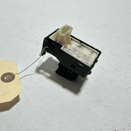 2015-21 TOYOTA CAMRY SE REAR OR FRONT LEFT OR RIGHT SIDE DOOR WINDOW SWITCH OEM 2015-21 TOYOTA CAMRY SE REAR OR FRONT LEFT OR RIGHT SIDE DOOR WINDOW SWITCH OEM