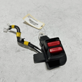 TOYOTA CAMRY 2018-22 REAR DRIVER SIDE & CENTER SEATBELT SEAT BELT BUCKLE OEM